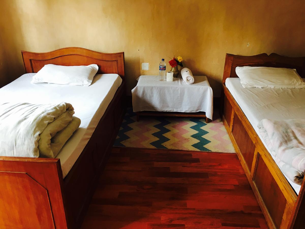 Shrestha Hotel&Restaurant Bandipur Exterior foto