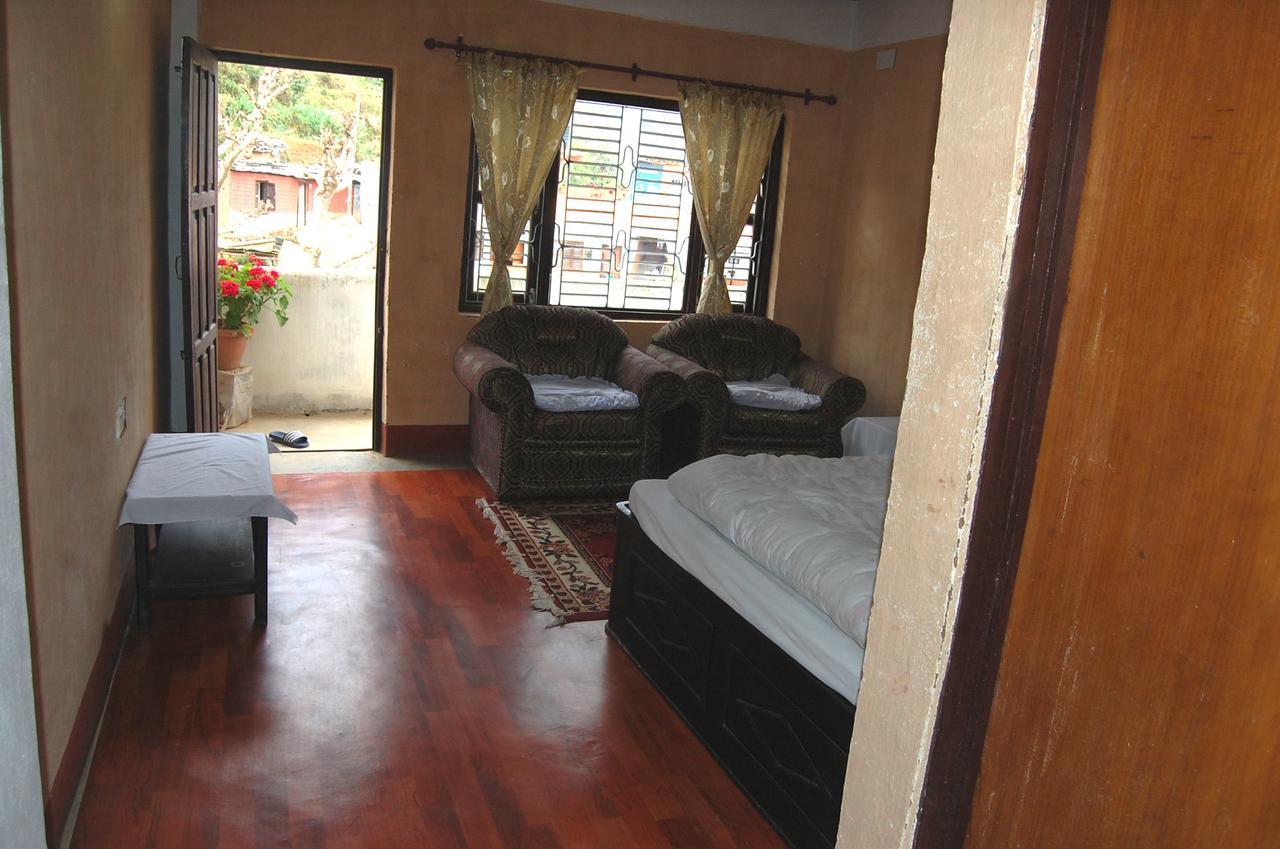 Shrestha Hotel&Restaurant Bandipur Exterior foto