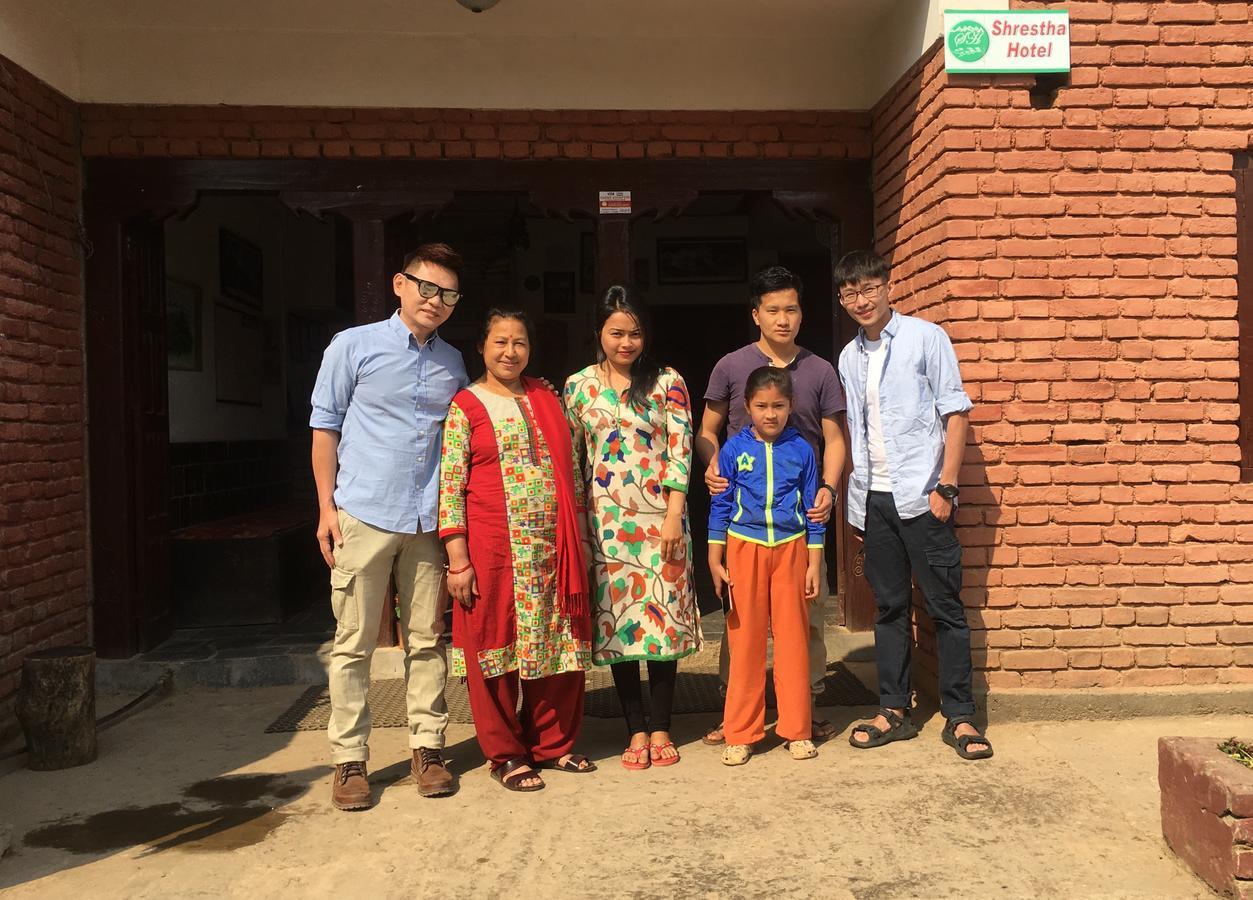 Shrestha Hotel&Restaurant Bandipur Exterior foto